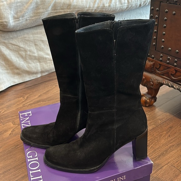 Enzo Angiolini blk suede boots with box size 9.5 - Picture 4 of 9